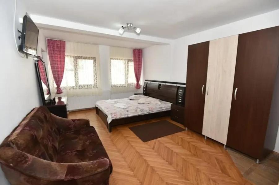 Vila Bianca Буштени Экстерьер фото